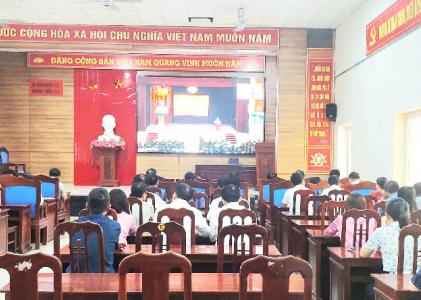 Huyện Nghĩa Đàn tham gia Hội nghị toàn quốc tập huấn về tổ chức và hoạt động của tổ chức Đảng, chính quyền, MTTQ Việt Nam, các đoàn thể chính trị ở cấp xã (mới)